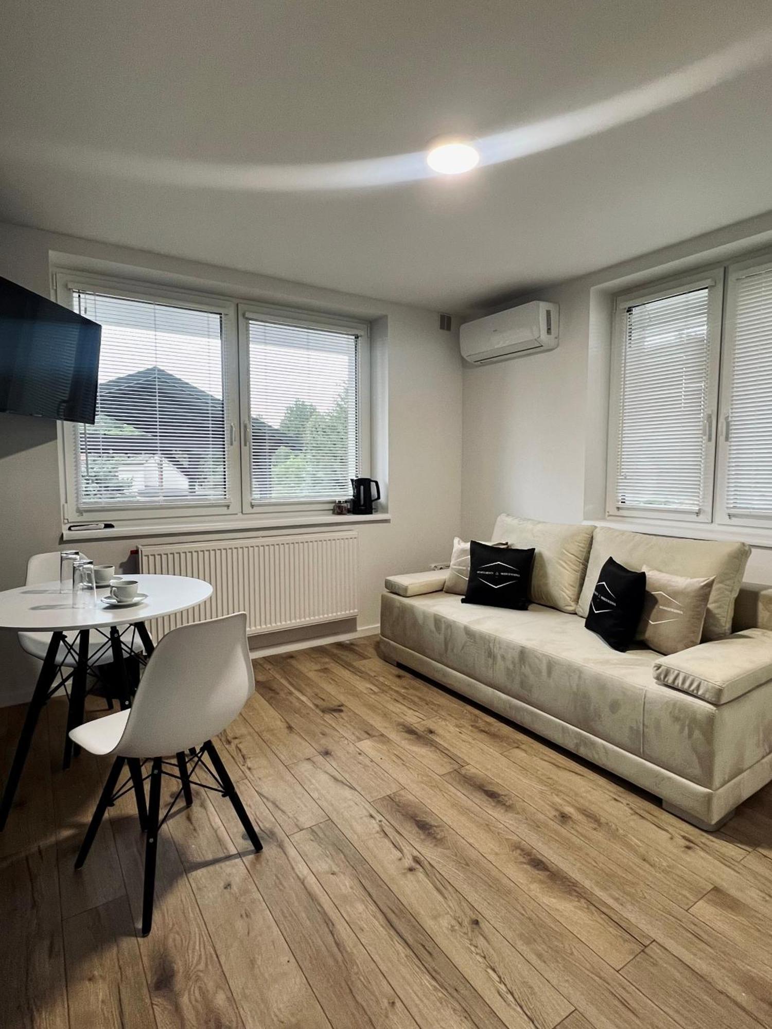 Apartamenty Modrzewiowa Zator Piotrowice  エクステリア 写真