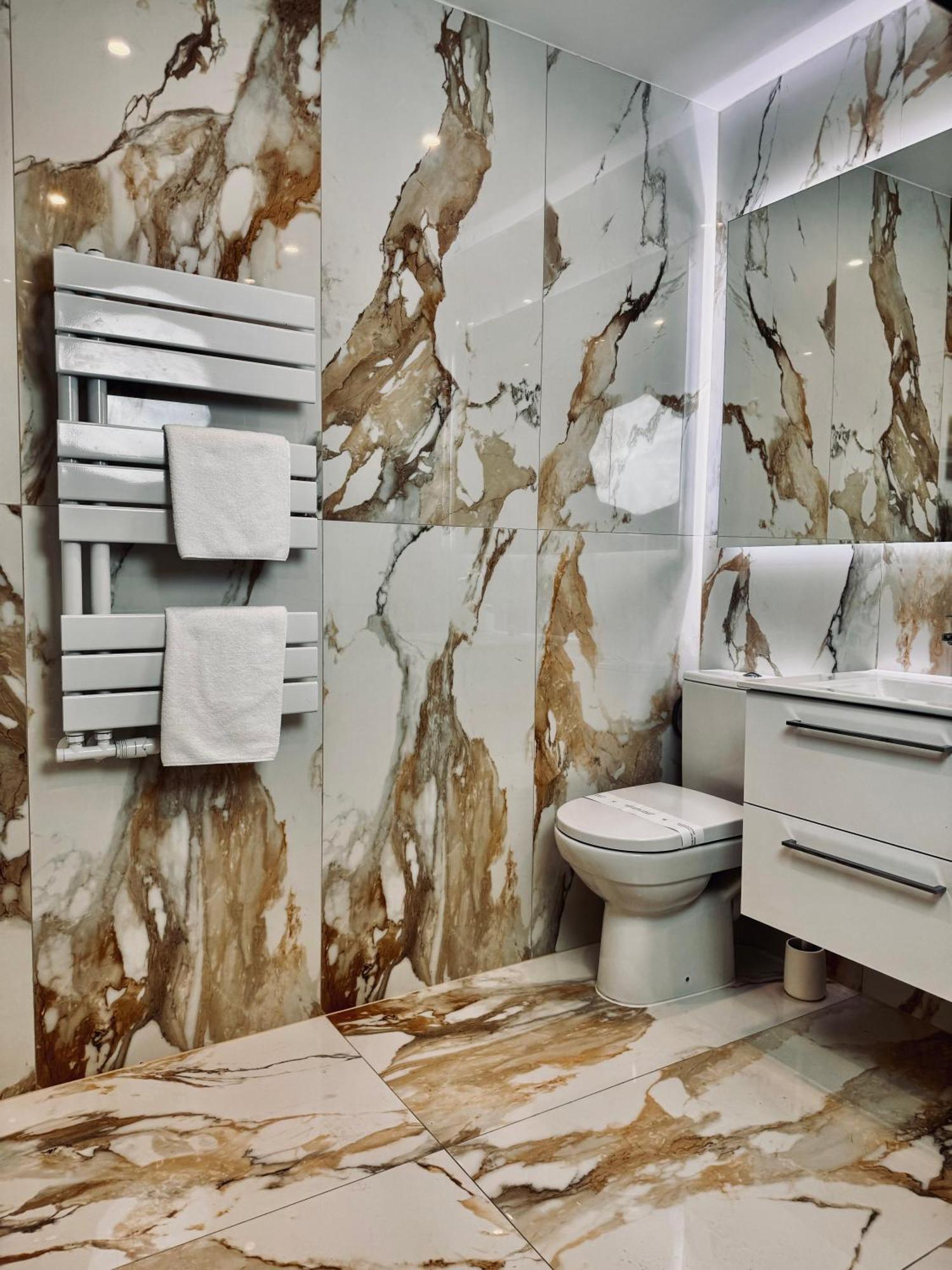 Apartamenty Modrzewiowa Zator Piotrowice  エクステリア 写真